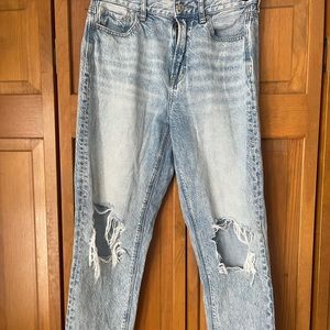 American eagle mom jeans!